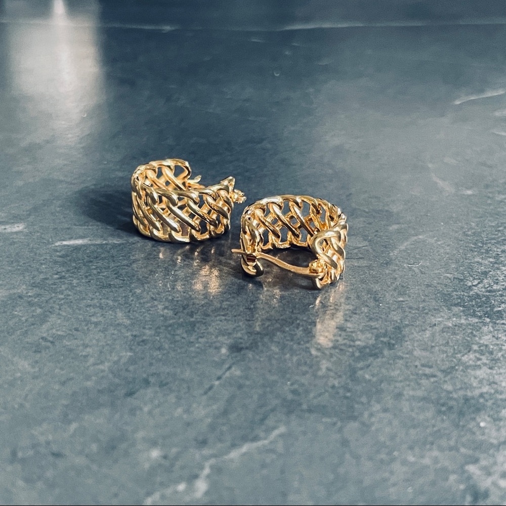 18K GOLD PLATED | NEW Huggie Earrings